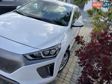 Авто Hyundai Ioniq Electric 2018 № 7676263