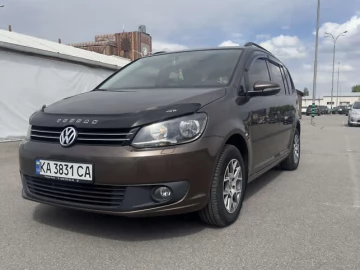 Авто Volkswagen Touran 2012 № 7676562