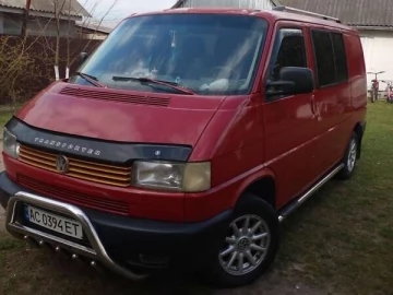 Авто Volkswagen Transporter 2000 № 7676590
