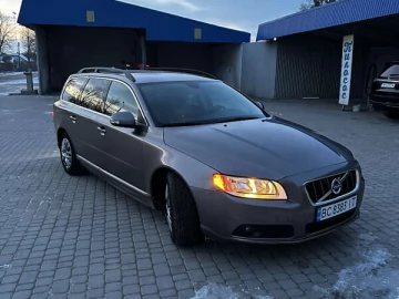 Авто Volvo V70 2010 № 7676705