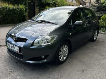 Авто Toyota Auris 2009 № 7676771
