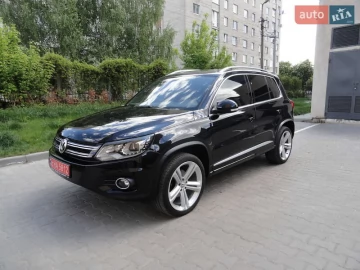 Авто Volkswagen Tiguan 2015 № 7676779