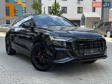 Авто Audi Q8 2021 № 7676805