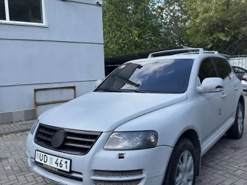 Авто Volkswagen Touareg 2005 № 7676823