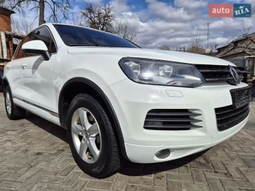 Авто Volkswagen Touareg 2012 № 7676872