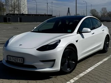 Авто Tesla Model 3 2022 № 7676894