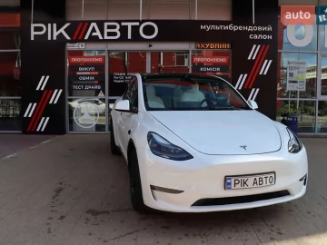 Авто Tesla Model Y 2023 № 7676896