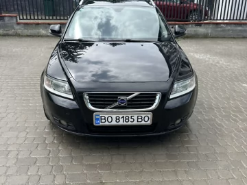 Авто Volvo V50 2010 № 7676942