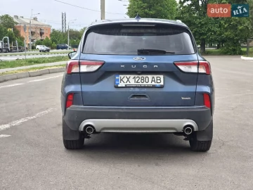 Авто Ford Kuga 2023 № 7676975