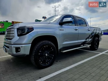 Авто Toyota Tundra 2016 № 7676999