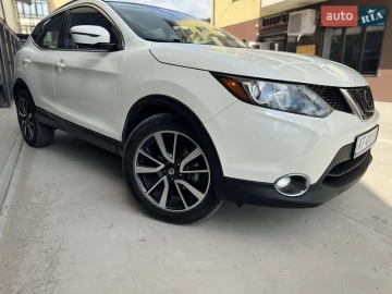 Авто Nissan Rogue Sport 2018 № 7677075