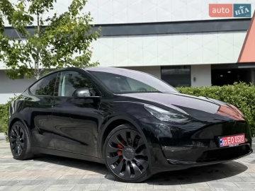 Авто Tesla Model Y 2023 № 7677115