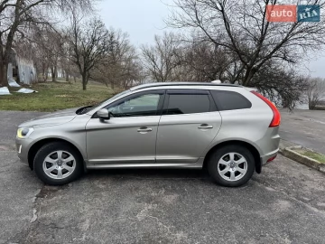 Авто Volvo Xc60 2015 № 7677235