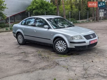 Авто Volkswagen Passat 2001 № 7677289
