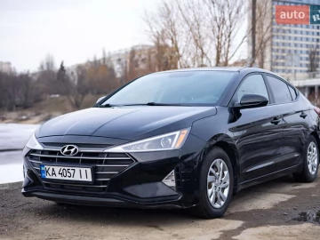 Авто Hyundai Elantra 2019 № 7677360
