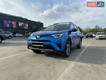 Авто Toyota Rav4 2018 № 7677392