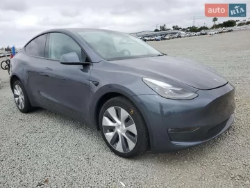 Авто Tesla Model Y 2023 № 7677394