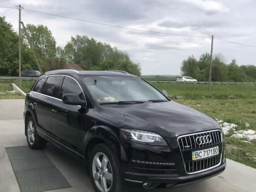 Авто Audi Q7 2015 № 7677401