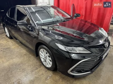 Авто Toyota Camry 2021 № 7677407