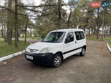 Авто Peugeot Partner 2007 № 7677439