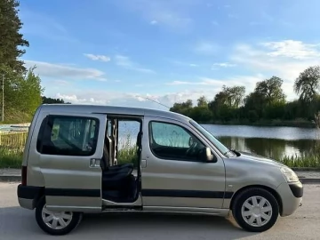 Авто Peugeot Partner 2005 № 7677567