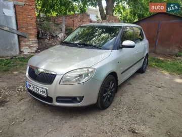 Авто Skoda Fabia 2008 № 7677583
