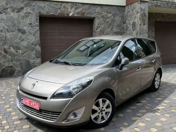 Авто Renault Grand Scenic 2009 № 7677598