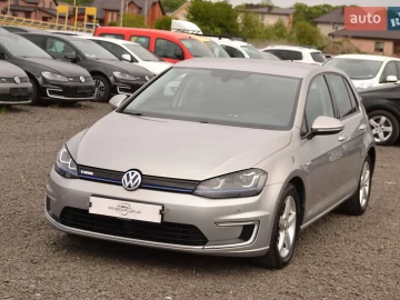 Авто Volkswagen E-Golf 2015 № 7677617