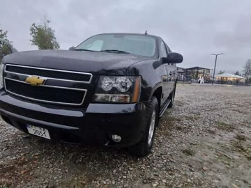 Авто Chevrolet Suburban 2013 № 7677668