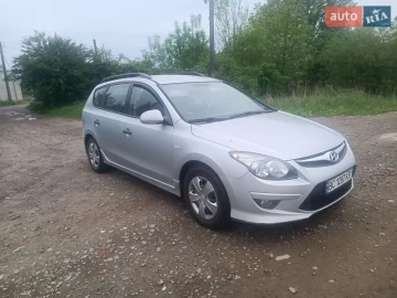 Авто Hyundai I30 2011 № 7677752