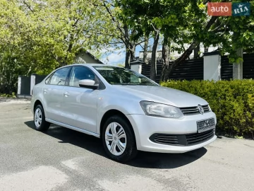 Авто Volkswagen Polo 2012 № 7677758