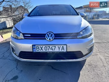 Авто Volkswagen E-Golf 2019 № 7677800