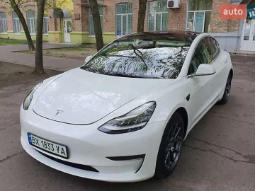 Авто Tesla Model 3 2019 № 7677801