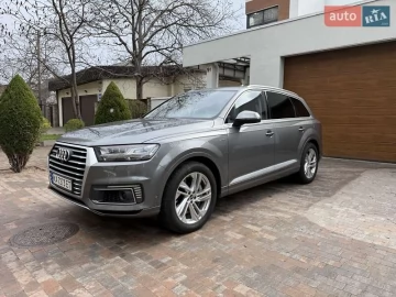 Авто Audi Q7 2017 № 7677868