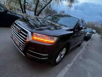 Авто Audi Q7 2016 № 7677869