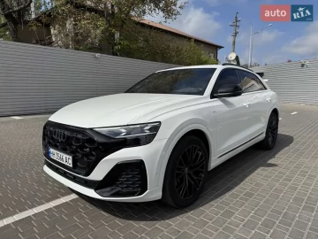 Авто Audi Q8 2025 № 7677894