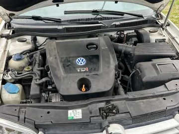 Авто Volkswagen Golf 2002 № 7677930