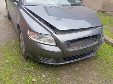 Авто Volvo V50 2009 № 7678177
