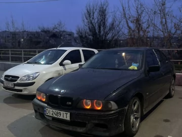 Авто BMW 5 Series 1999 № 7678187