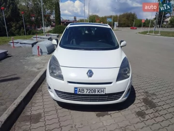 Авто Renault Megane Scenic 2009 № 7678336