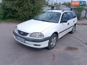 Авто Toyota Avensis 2002 № 7678500