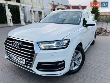 Авто Audi Q7 2015 № 7678736