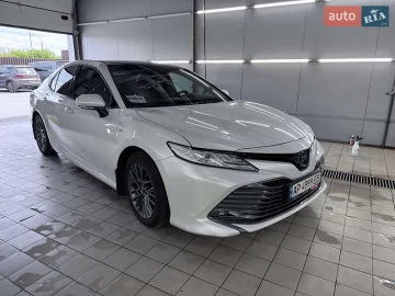 Авто Toyota Camry 2019 № 7678769