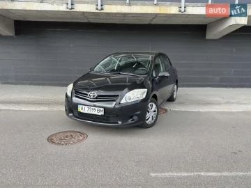 Авто Toyota Auris 2010 № 7678804