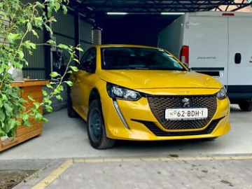 Авто Peugeot 208 2023 № 7678819