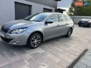 Авто Peugeot 308 2015 № 7678908