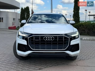 Авто Audi Q8 2023 № 7678951