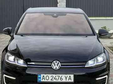 Авто Volkswagen E-Golf 2020 № 7678971