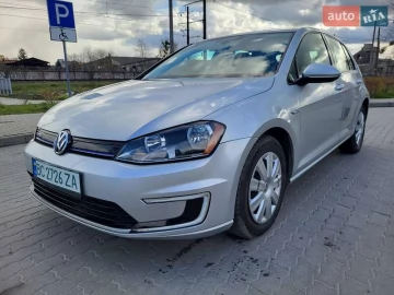 Авто Volkswagen E-Golf 2016 № 7679368