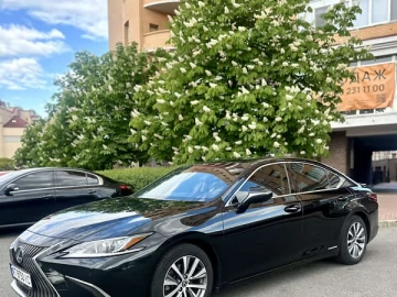 Авто Lexus Es 2019 № 7679472
